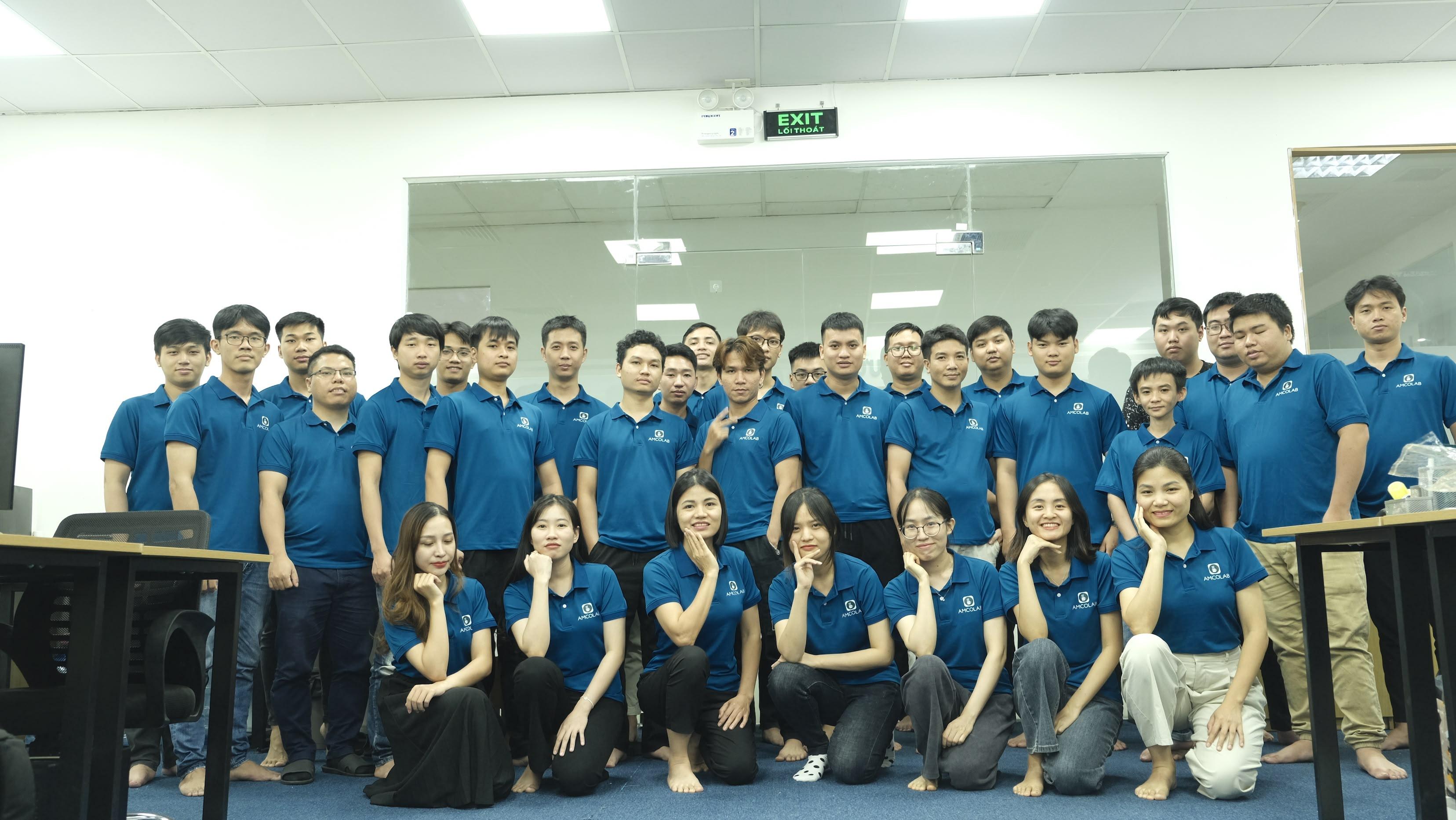 AMCOLAB team